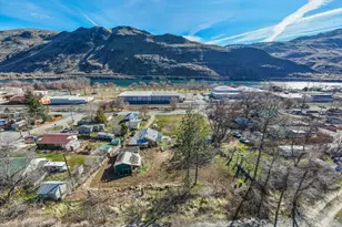 470 2nd St, Chelan Falls, WA 98817 - Photo 35