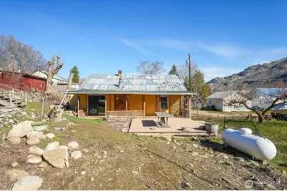 470 2nd Street, Chelan Falls, WA 98817 - Photo 37