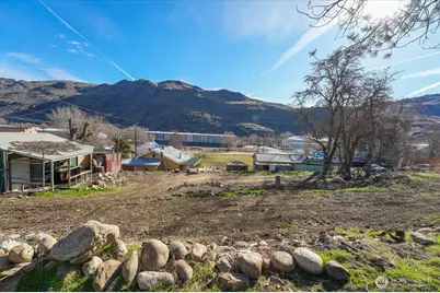 470 2nd Street, Chelan Falls, WA 98817 - Photo 25