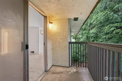 6103 204th Street SW #B2, Lynnwood, WA 98036 - Photo 11