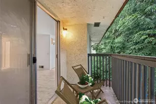 6103 204th St SW, Lynnwood, WA 98036 - Photo 9