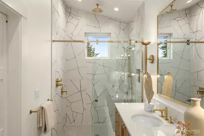 2844 35th Avenue W, Seattle, WA 98199 - Photo 27