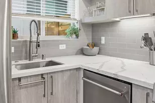 5620 California Ave SW, Seattle, WA 98136 - Photo 15