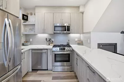 5620 California Avenue SW #A, Seattle, WA 98136 - Photo 13