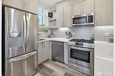 5620 California Avenue SW #A, Seattle, WA 98136 - Photo 13