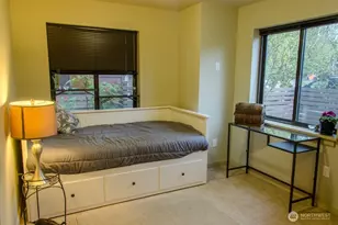 7937 Densmore Ave N, Seattle, WA 98103 - Photo 5