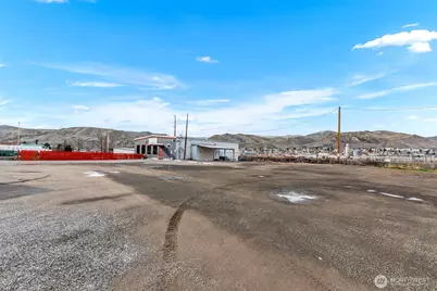 1052 Valley Mall Pkwy, East Wenatchee, WA 98802 - Photo 33