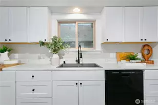 4822 S L St, Tacoma, WA 98408 - Photo 9