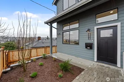 2213 W Bertona Street, Seattle, WA 98199 - Photo 29