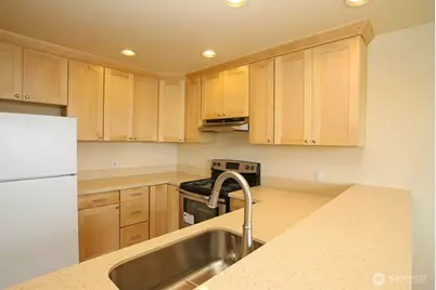 214 W McGraw Street #303, Seattle, WA 98119 - Photo 7