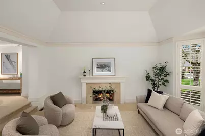 1716 Bellevue Way NE, Bellevue, WA 98004 - Photo 3