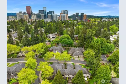 1716 Bellevue Way NE, Bellevue, WA 98004 - Photo 39