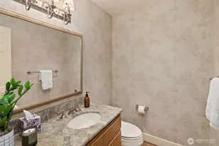 1716 Bellevue Way NE, Bellevue, WA 98004 - Photo 19