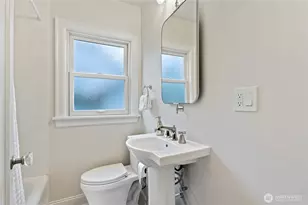 332 25th Ave, Seattle, WA 98122 - Photo 25