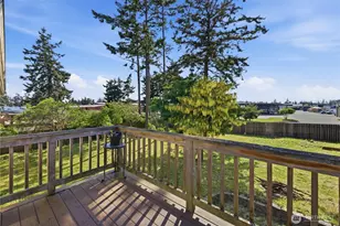 587 NW Fairhaven Dr, Oak Harbor, WA 98277 - Photo 19