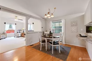 8515 37th St Ct E, Puyallup, WA 98371 - Photo 11