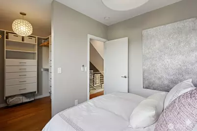 1230 W Emerson Street, Seattle, WA 98119 - Photo 17