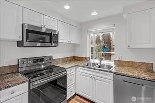 8653 Avondale Rd NE, Redmond, WA 98052 - Photo 7