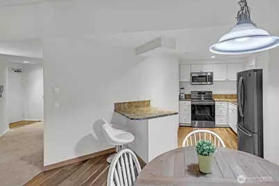 8653 Avondale Rd NE #D208, Redmond, WA 98052 - Photo 11