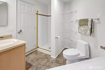 8653 Avondale Rd NE #D208, Redmond, WA 98052 - Photo 19