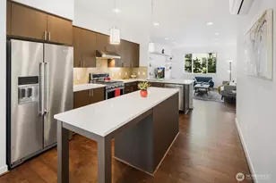 15788 NE 14th Alley, Bellevue, WA 98008 - Photo 9