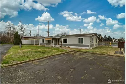 806 SE Mockingbird Drive, College Place, WA 99324 - Photo 35