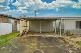 806 SE Mockingbird Dr, College Place, WA 99324 - Photo 35