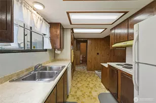 806 SE Mockingbird Dr, College Place, WA 99324 - Photo 21