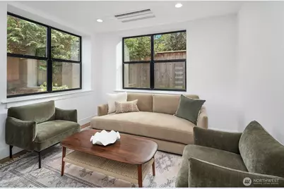 2613 NE 87th Street, Seattle, WA 98115 - Photo 3
