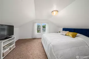 2520 Locust Ave W, University Place, WA 98466 - Photo 23