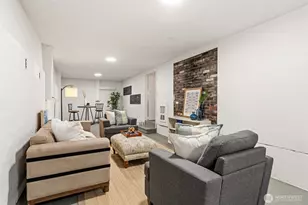 921 N 50th St, Seattle, WA 98103 - Photo 25