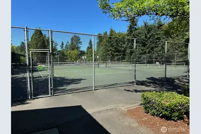 13059 SE 76th Street, Newcastle, WA 98056 - Photo 13