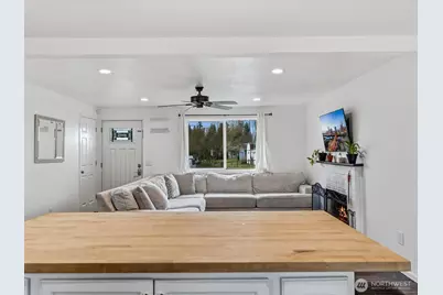 5715 91st Place NE, Marysville, WA 98270 - Photo 15