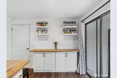 5715 91st Place NE, Marysville, WA 98270 - Photo 17