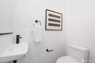 6604 Carleton Ave S, Seattle, WA 98108 - Photo 13