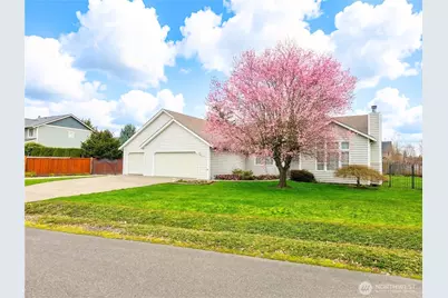 2727 180th Street E, Tacoma, WA 98445 - Photo 3