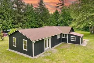 2748 El Camano St, Camano Island, WA 98282 - Photo 3