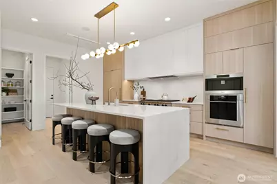 11428 108th Avenue NE, Kirkland, WA 98033 - Photo 3