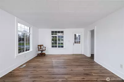 1016 E Orange Avenue, Burlington, WA 98233 - Photo 7