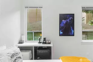 2613 3rd Ave W, Seattle, WA 98119 - Photo 11