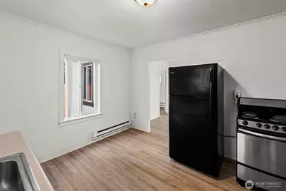 10916 Yakima Avenue S, Tacoma, WA 98444 - Photo 11