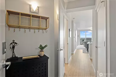 3104 Western Avenue #619, Seattle, WA 98121 - Photo 3