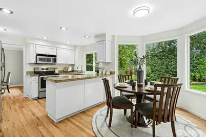 2824 234th Place NE, Sammamish, WA 98074 - Photo 9