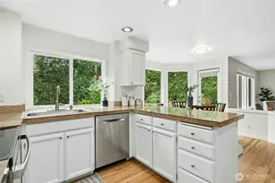 2824 234th Pl NE, Sammamish, WA 98074 - Photo 7