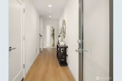 1518 Hollow Dale Place #E, Everett, WA 98204 - Photo 5