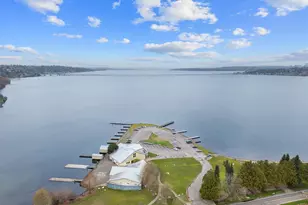 4233 S Bradford St, Seattle, WA 98118 - Photo 3