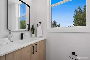 3852 Carr Pl N, Seattle, WA 98103 - Photo 15