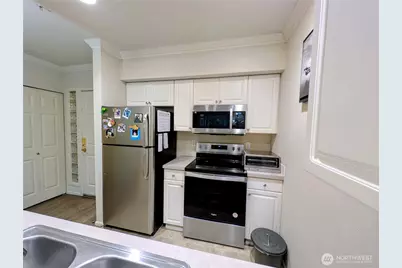 102 State Street S #209W, Kirkland, WA 98033 - Photo 3