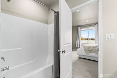 2307 S 57th Avenue, Yakima, WA 98903 - Photo 23