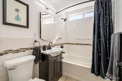 15919 19th Avenue SW, Burien, WA 98166 - Photo 17